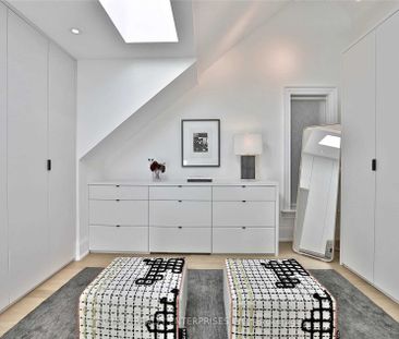 For Lease - 305 Crawford Street, Toronto, Ontario - Photo 2