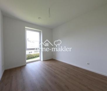 Gut geschnittene 3 Zimmer Wohnung mit gehobener Ausstattung in Elbnähe - Photo 1