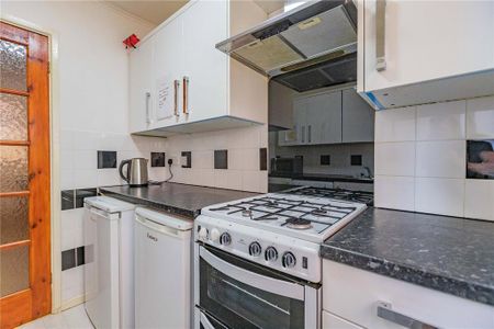 2 bedroom house to rent - Photo 3