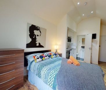 Studio Flat, Ash Grove, NW2 - Photo 1