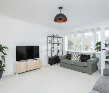 College Road, Horsham, RH13 - Photo 2