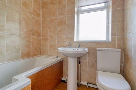 2 bedroom terraced house to rent - Photo 5