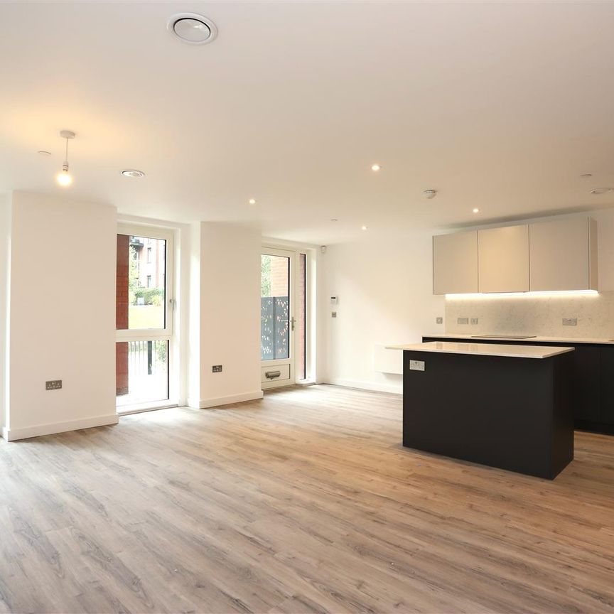 The Railings, Middlewood Locks - Photo 1