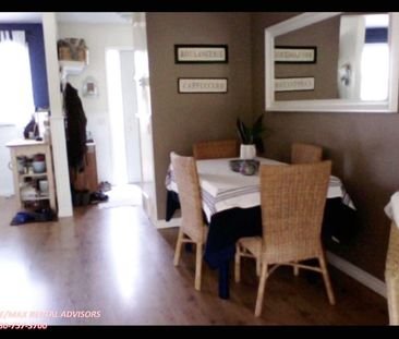 1644 37 Street Northwest - Photo 2