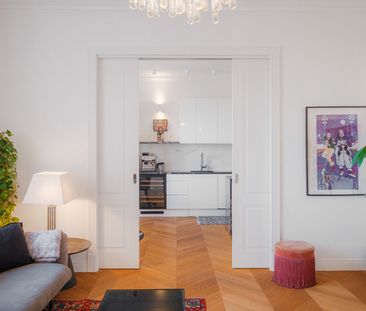 Na wynajem uroczy apartament przy pl. Narutowicza - Zdjęcie 6