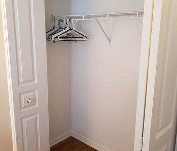 Partagé Un `townhouse` Merveilleux - Photo 3