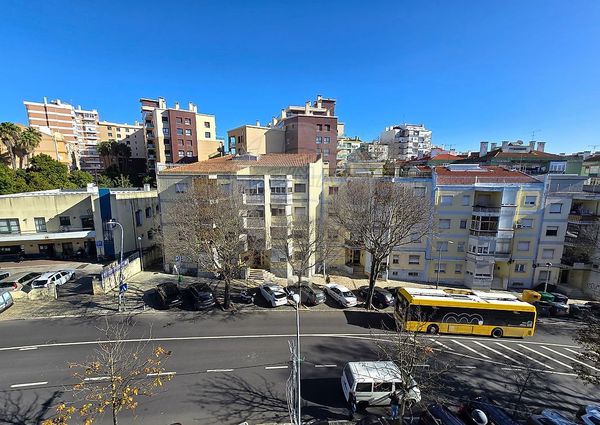 Apartamento T2 em Lisboa