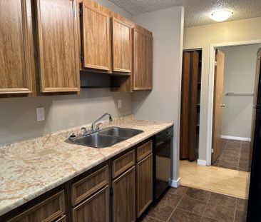 302 49 Bennett Street - Photo 4