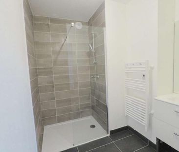 Location Appartement 2 pièces 41m² POITIERS 86000 - Photo 5