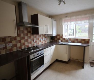 Brambleside Court, Kettering, Northamptonshire, NN16 - Photo 3