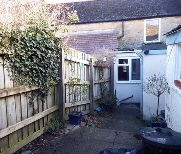 North Street, Crewkerne, Somerset - Photo 4
