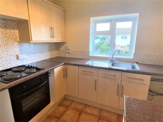 Milton Road, Taunton - Photo 1