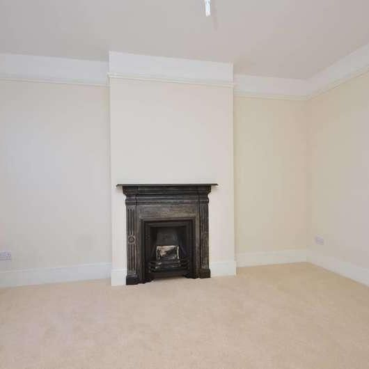 Testard Road, Guildford, GU2 - Photo 1