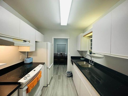 2-13601 Hilton Road, Surrey - Photo 1