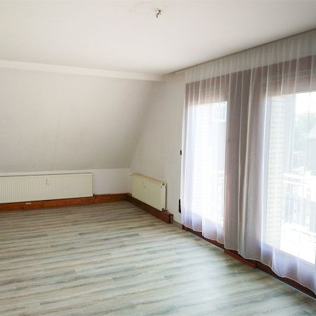 Komfortabel wohnen im Alter – helle 3-Zimmer-Wohnung mit zwei Balkonen zu vermieten - Photo 1