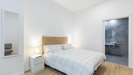 1-bedroom apartment for rent in La Petxina, Valencia, couples allowed - Photo 4