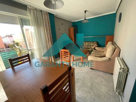 Piso de alquiler en Centro - Photo 2