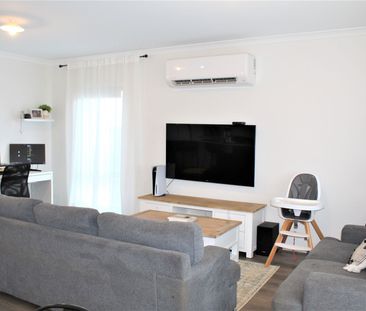 3 BEDROOM FAMILY HOME IN GREAT LOCATION - Photo 2