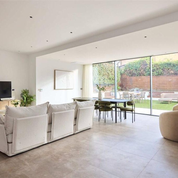 5 bedroom house to rent - Photo 1