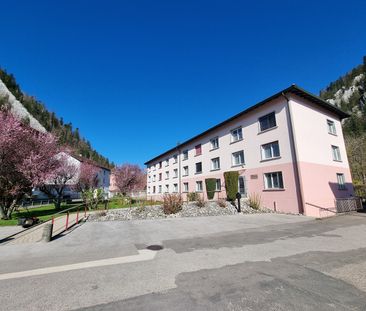 Appartement de 3 pièces au 1er étage avec part au grand jardin commun - Photo 4
