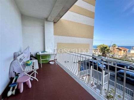 Casa a Catania in Piazza Europa - Viale Alcide de Gasperi - Photo 2