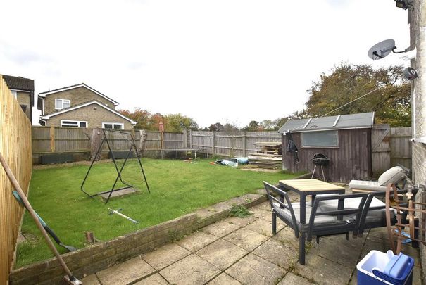 3 bedroom detached house to rent - Photo 1