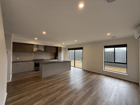 Double Storey Delight! - Photo 4