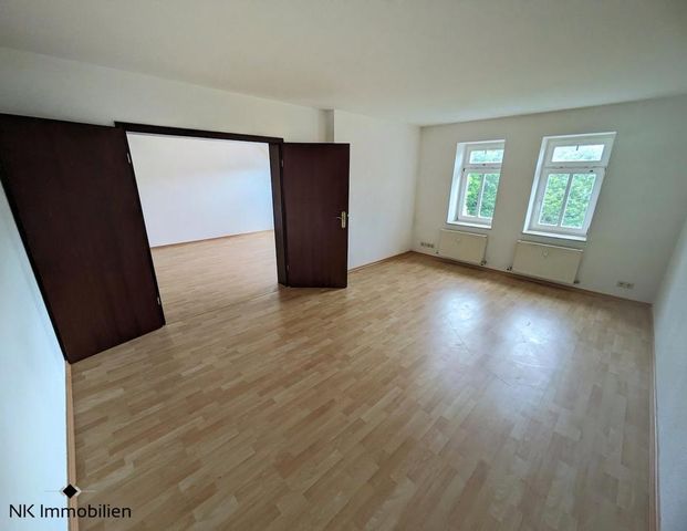 ++ auf Wunsch Einbauküche !! schöne, gemütliche 3-Raum Wohnung mit Personenaufzug ++ - Foto 1