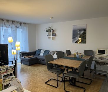 Moderne 3-Zimmer-Wohnung mit EBK, Gäste-WC, Aufzug, schönem Bad und... - Foto 2