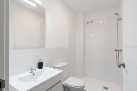 Carrer del Carme, Barcelona, Catalonia 08001 - Photo 2