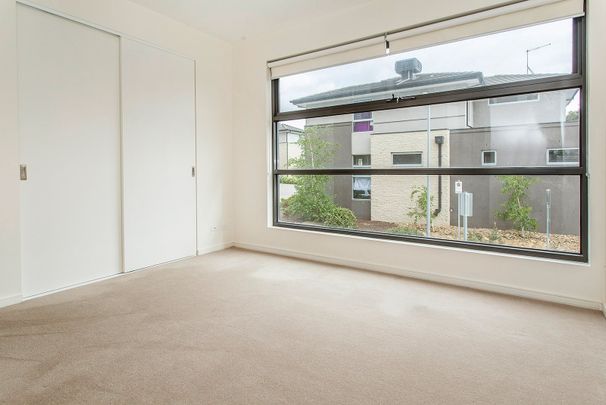 11/187 Reynolds Road, Doncaster East - Photo 1