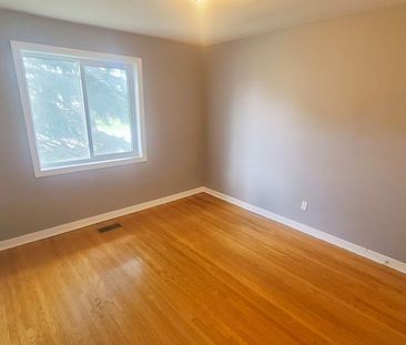 For Lease - 26 Cundles Road Unit# 1, Barrie, Ontario - Photo 3