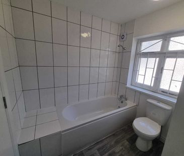 Leeming Lane South, Mansfield Woodhouse, MANSFIELD - Photo 4