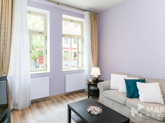 Pronájem bytu 1+1 40 m2 - Photo 1