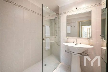 “You're Invited to... Call This Villa Home” - Photo 4