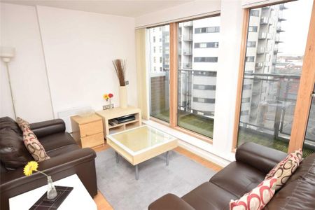 2 bedroom flat to rent - Photo 5