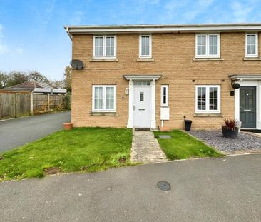 3 bedroom end of terrace house to rent - Photo 4