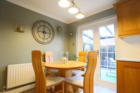 3 bedroom terraced house to rent - Photo 2