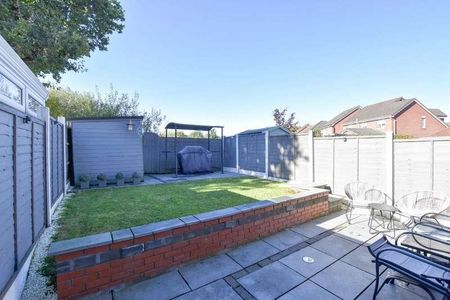 Gladden Hey Drive, Winstanley, Wigan, WN3 - Photo 4