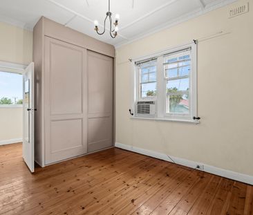 Low maintenance unit in the perfect beachside location - Photo 3