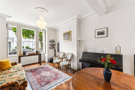 A charming four bedroom house with a fantastic garden. - Photo 3