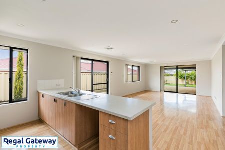 15 Aromatic Crescent, ATWELL WA 6164 - Photo 3
