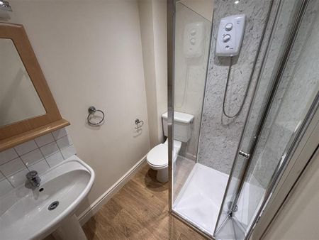 1 bedroom flat to rent - Photo 2