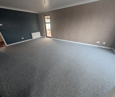 18 Mid Island Park, Greyabbey, BT22 2SZ - Photo 4