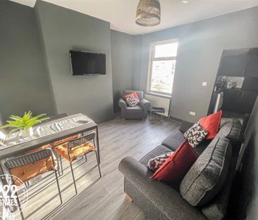 Orford Lane - Warrington - WA2 - Photo 2