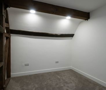 2 bedroom apartment to let - Photo 4