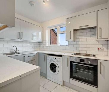 Gables Close, London, SE12 - Photo 5