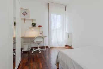 Via Urbino, Padova, Veneto 35142