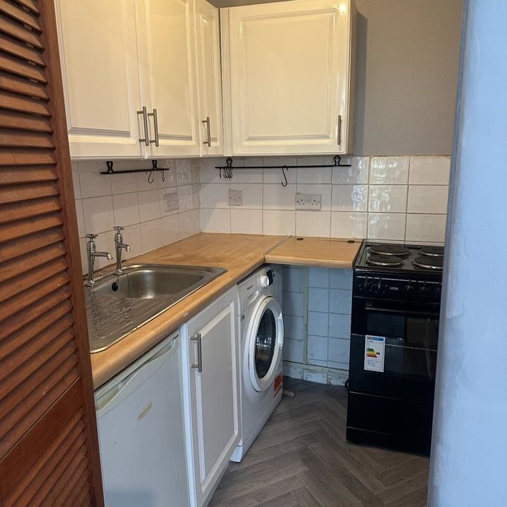 Studio Flat, Oakfield Avenue, G12 - Photo 1