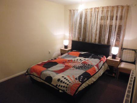 1 bedroom bungalow to rent - Photo 2